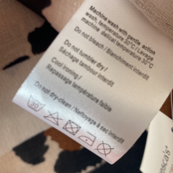 Scarf, cover up - Picture 4 of 7